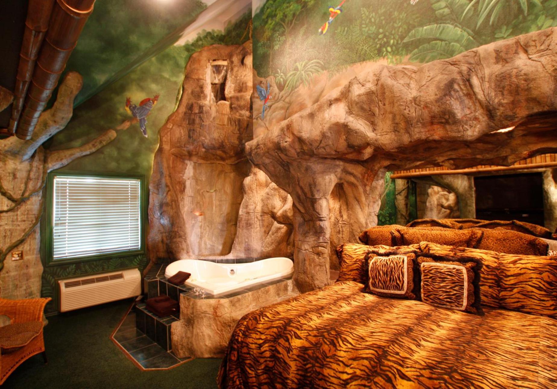 Black Swan Inn Luxurious Theme Rooms โพคาเทลโล ห้อง รูปภาพ