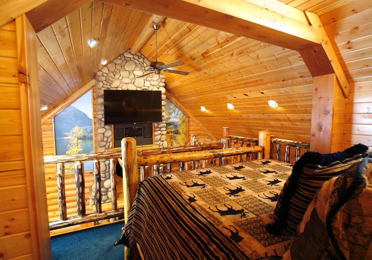 Black Swan Inn Luxurious Theme Rooms โพคาเทลโล ภายนอก รูปภาพ