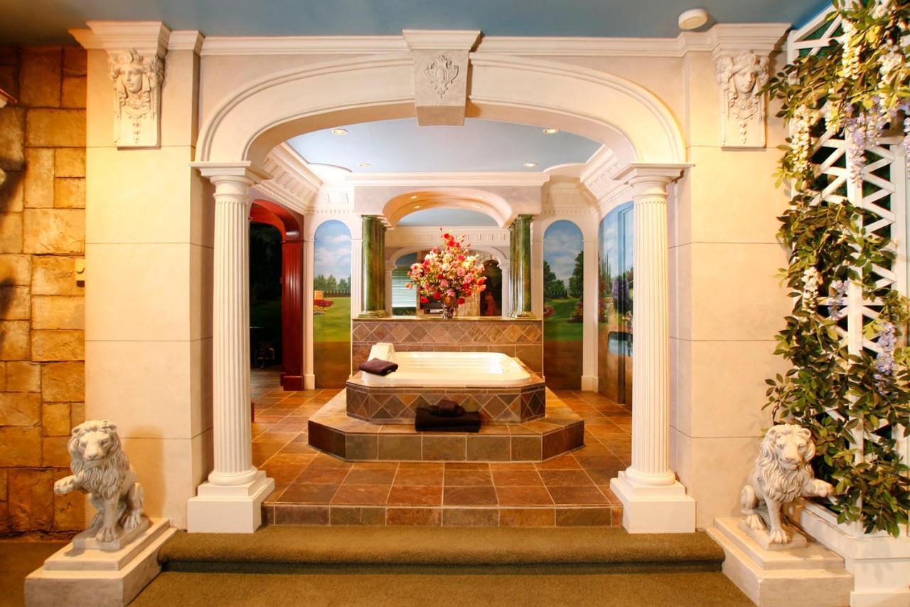Black Swan Inn Luxurious Theme Rooms โพคาเทลโล ภายนอก รูปภาพ